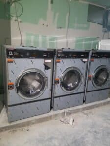 5 Reasons When To Replace Your Commercial Laundry Washing Machine 2 Home2 suites kingwood washers